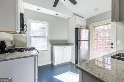 1570 Spring Lane NW #B, Atlanta, GA 30314 - Photo 10