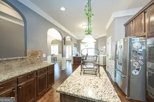 305 Legends Dr, Fayetteville, GA 30215 - Photo 22