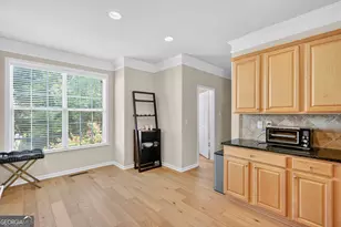 635 Coligny Ct, Sandy Springs, GA 30350 - Photo 12