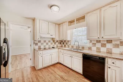 180 Jade Cove Circle, Roswell, GA 30075 - Photo 16