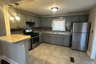 1366 Bryan Ave, East Point, GA 30344 - Photo 10