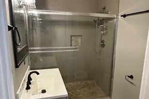 1366 Bryan Ave, East Point, GA 30344 - Photo 12