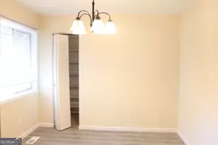 1697 Cardinal Rd, Jonesboro, GA 30238 - Photo 4