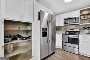 3162 Oakdale Rd, Hapeville, GA 30354 - Photo 10