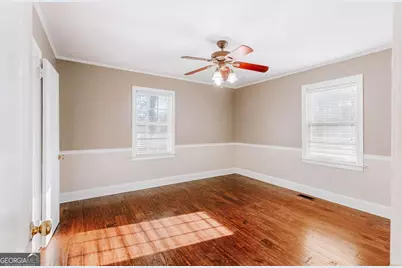 549 Gholston Street, Comer, GA 30629 - Photo 14