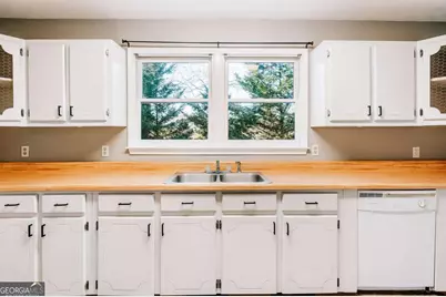 549 Gholston Street, Comer, GA 30629 - Photo 28