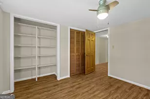 1055 Hunterhill Dr, Roswell, GA 30075 - Photo 64