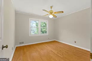 1055 Hunterhill Dr, Roswell, GA 30075 - Photo 40