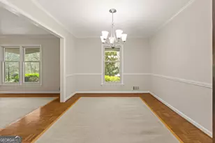 1055 Hunterhill Dr, Roswell, GA 30075 - Photo 14