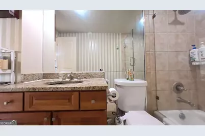 2479 Peachtree Road NE #1306, Atlanta, GA 30305 - Photo 20