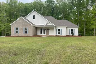 183 Willow Lk Dr NW, Milledgeville, GA 31061 - Photo 1