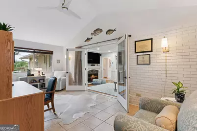 519 Wesley Oak Circle, Saint Simons, GA 31522 - Photo 18