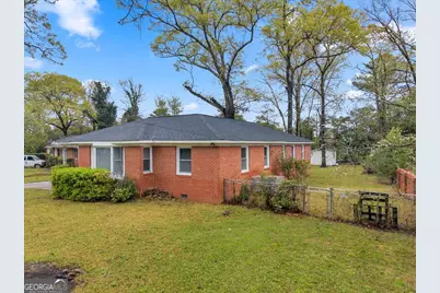 106 Edna Place, Warner Robins, GA 31093 - Photo 4