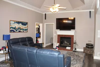 2534 Cedar Way, Loganville, GA 30052 - Photo 6