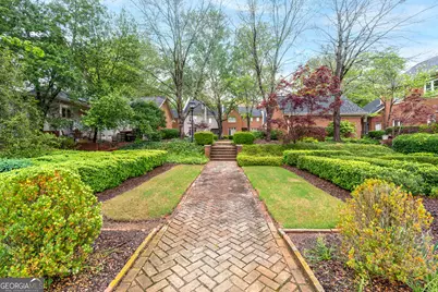 53 Paces West Drive, Atlanta, GA 30327 - Photo 36