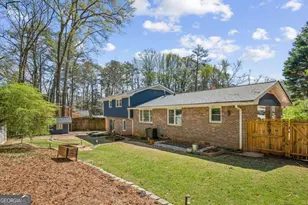 3316 Trent Ct, Decatur, GA 30033 - Photo 2
