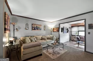 68 Montre Square NW, Atlanta, GA 30327 - Photo 6