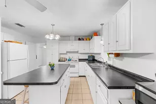 126 Oak Ridge Dr, Statesboro, GA 30458 - Photo 8