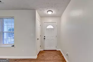 840 Melrose Park Pl, Lawrenceville, GA 30044 - Photo 4