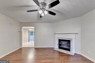 840 Melrose Park Pl, Lawrenceville, GA 30044 - Photo 6