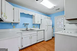 230 Stornoway Dr, Clayton, GA 30525 - Photo 14