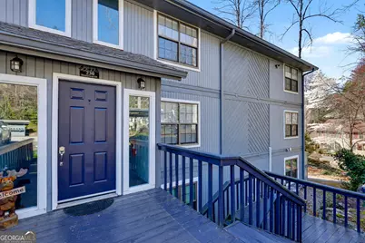 230 Stornoway Drive #UNIT 4, Clayton, GA 30525 - Photo 4