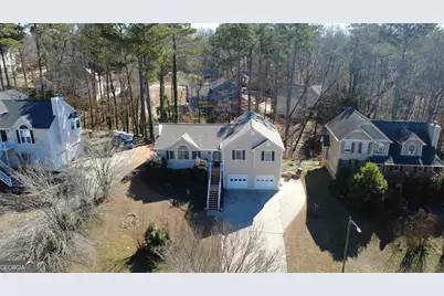 1030 Queensbury Run, Acworth, GA 30102 - Photo 2