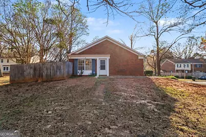 2571 Stratford Lane, Morrow, GA 30260 - Photo 4