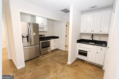 5 C-4 Haynie St, Newnan, GA 30263 - Photo 4