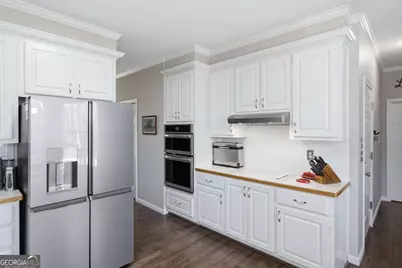 1640 Pinetree Pass Lane SW, Lilburn, GA 30047 - Photo 16