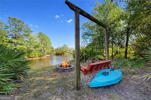 113 Serenoa Dr, Brunswick, GA 31523 - Photo 2