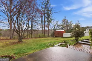 304 Beaverbrook Dr, Toccoa, GA 30577 - Photo 16