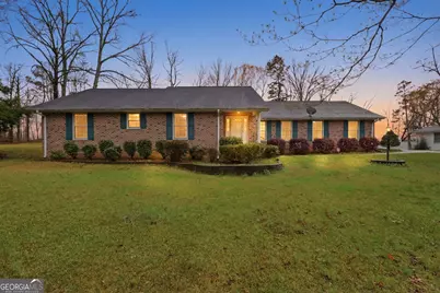 304 Beaver Brook Drive, Toccoa, GA 30577 - Photo 1