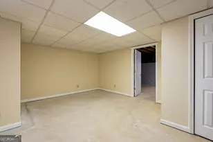 4620 Hadley Pl, Snellville, GA 30039 - Photo 32