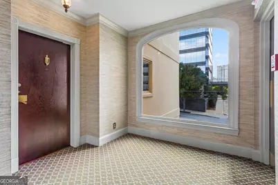 3638 Peachtree Road NE #APT 306, Atlanta, GA 30319 - Photo 2
