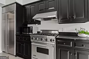 3638 Peachtree Rd NE, Atlanta, GA 30319 - Photo 24