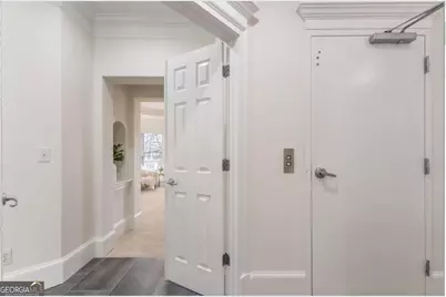 802 Clifton Heights Lane NE, Atlanta, GA 30329 - Photo 12