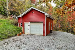 9406 Bridge Creek Rd, Tiger, GA 30576 - Photo 96