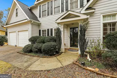 27 Greenwood Court, Newnan, GA 30265 - Photo 4