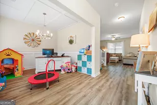 195 Bowman Dr, Statham, GA 30666 - Photo 4