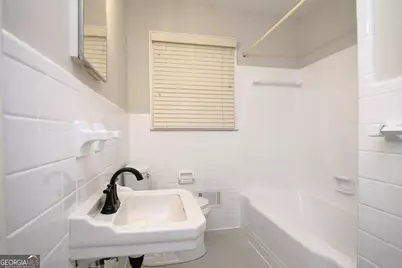 110 Springdale Drive, Warner Robins, GA 31088 - Photo 14