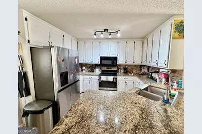 130 Lakefront Drive, Covington, GA 30016 - Photo 4