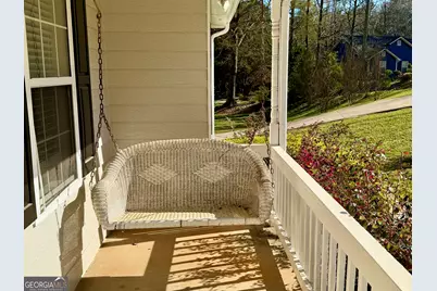 130 Lakefront Drive, Covington, GA 30016 - Photo 2