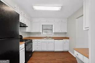 4695 Browns Mill Ferry Rd, Lithonia, GA 30038 - Photo 22