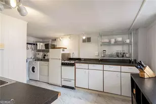 861 Charles Allen Dr NE, Atlanta, GA 30308 - Photo 4