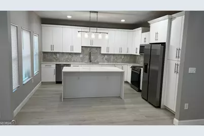 7428 Mockingbird Trail, Riverdale, GA 30274 - Photo 2