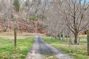 1068 Coleman River Rd, Clayton, GA 30525 - Photo 10