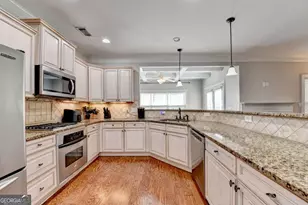3013 Amberglen Ct, Cumming, GA 30040 - Photo 2