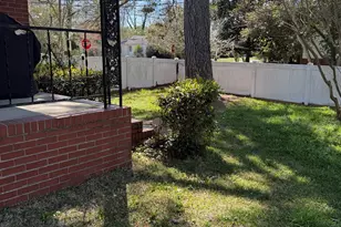 208 Vista Cir, Macon, GA 31204 - Photo 12
