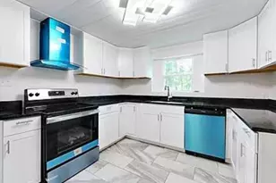 601 Community Dr, Waycross, GA 31501 - Photo 8